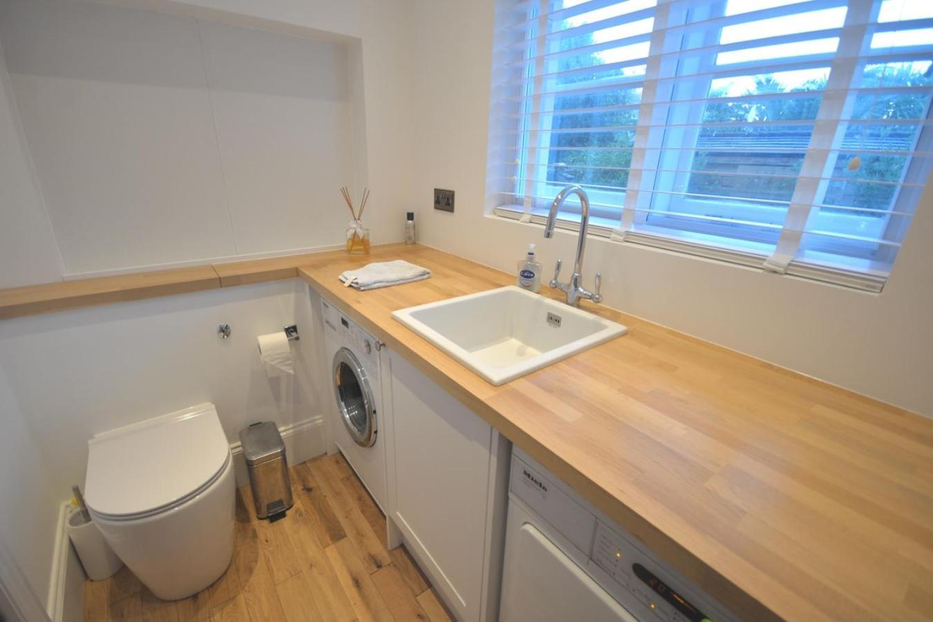 Delightful Cottage In Sandwich - One Bedroom ภายนอก รูปภาพ